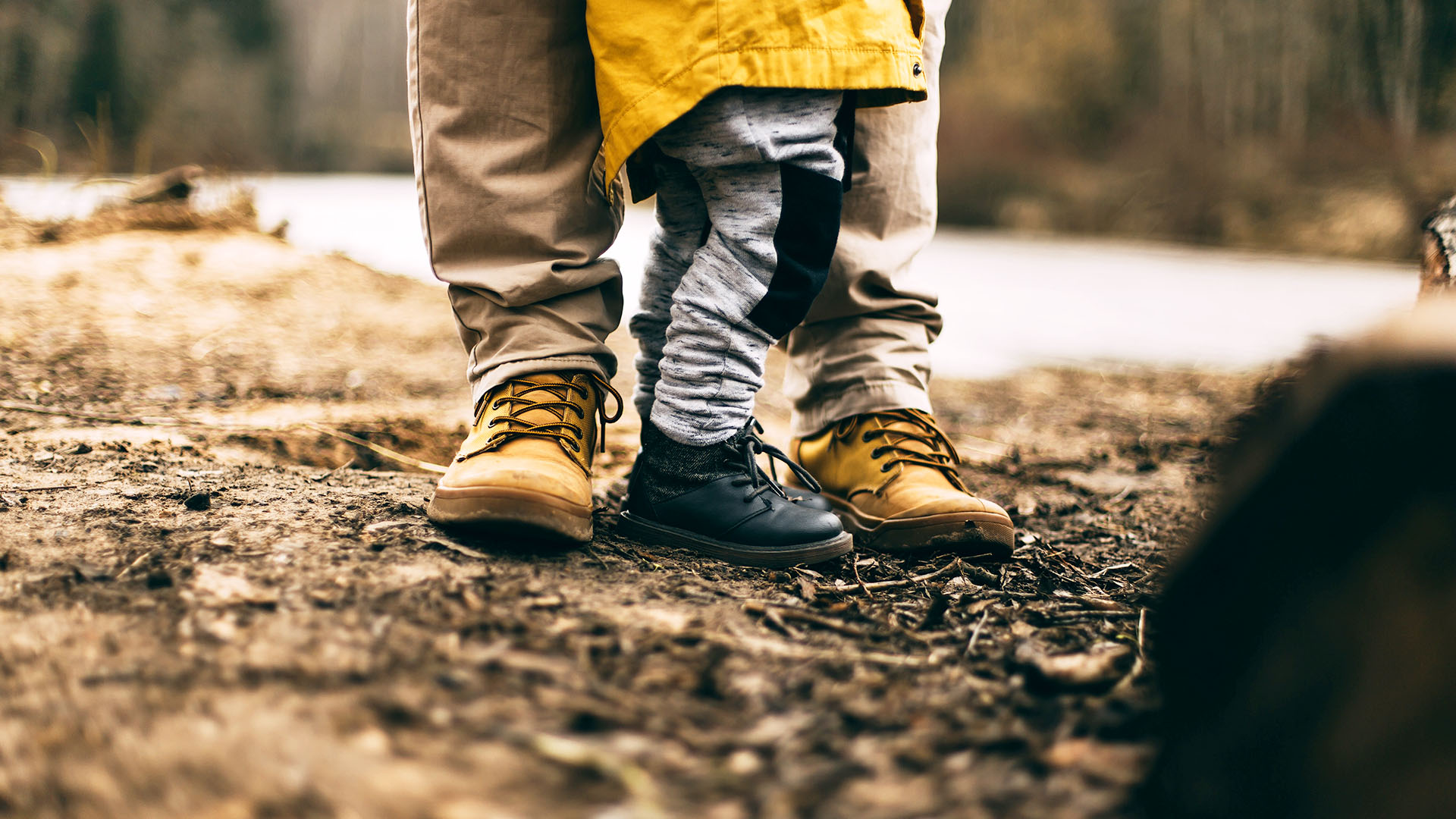 Los padres de dos o más hijos obligados a acudir ante los tribunales para acceder a un complemento de su pensión de incapacidad permanente tienen derecho a una indemnización adicional